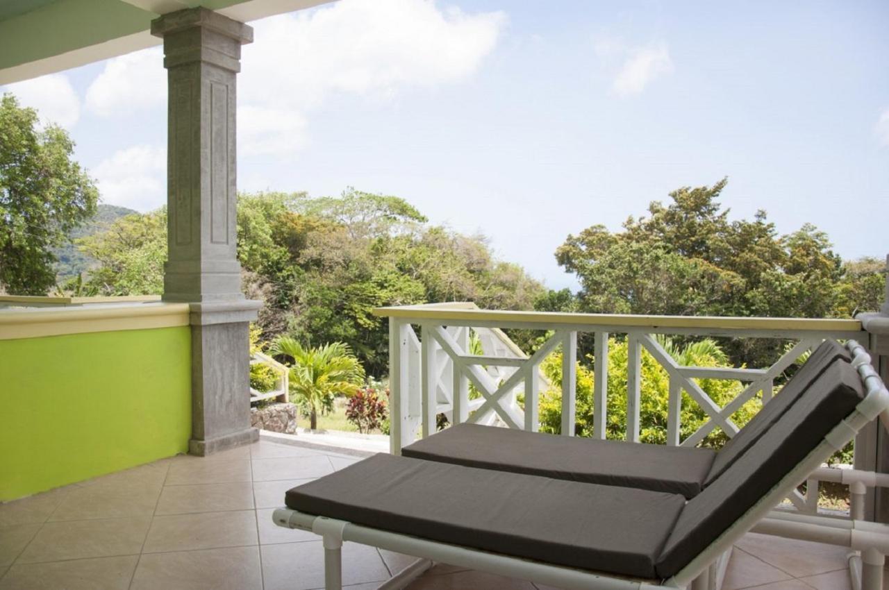 Diamond View Cottages Roseau Bagian luar foto